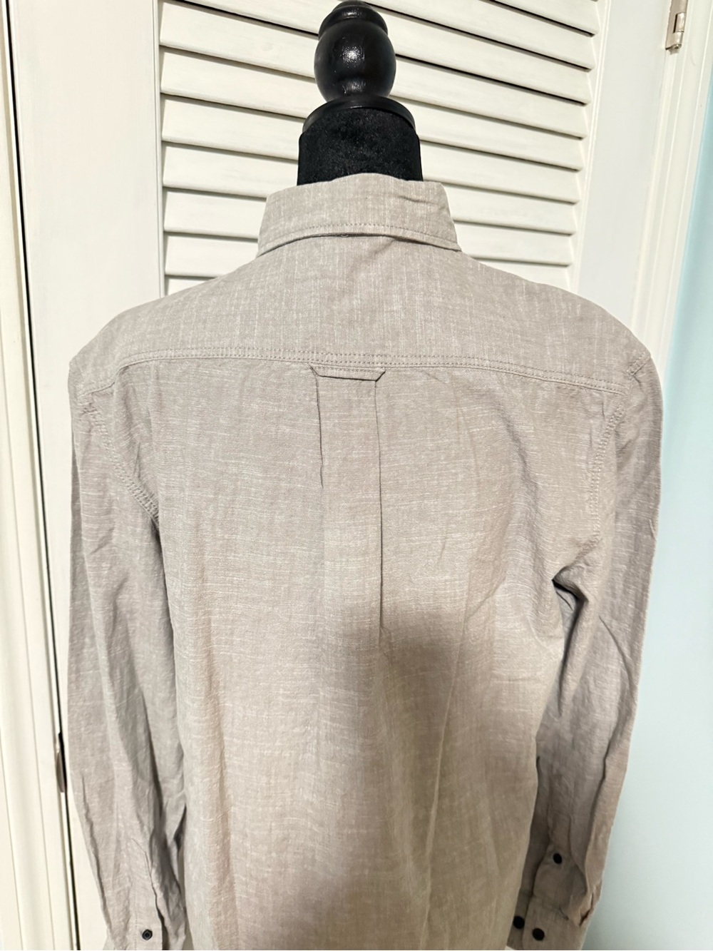 U.S. Polo Assn. Men’s Button-Down Long Sleeve Shirt in Beige & Navy Logo. NWOT - Picture 6 of 10